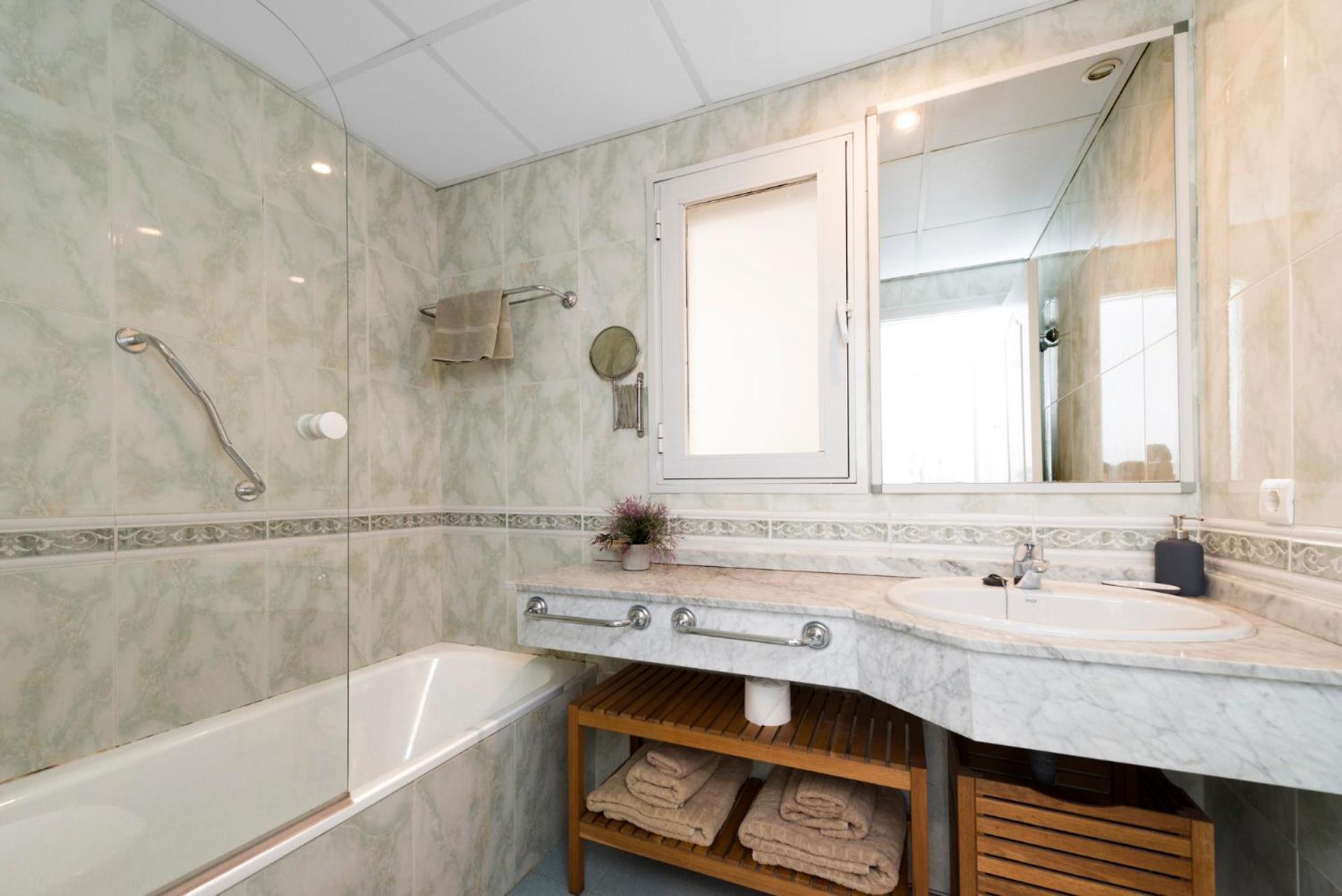 Charming And Spacious Apartment In Medina Garden - Puerto Banus Марбелья Екстер'єр фото